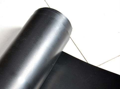 Tân Huy Hoàng cung cấp màng lót hồ nuôi tôm bền, giá hợp lý